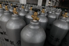 والو کے ساتھ سلنڈر